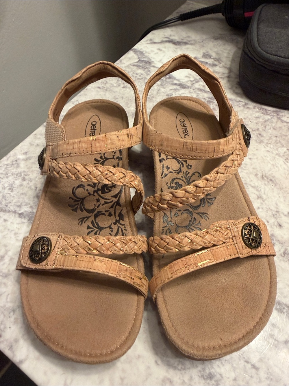 Aetrex Jillian sandals size 8